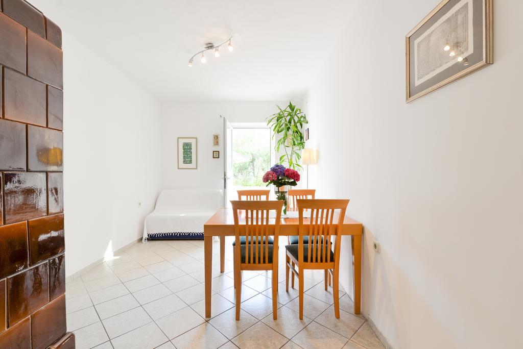 Apartments Doda Задар Стая снимка