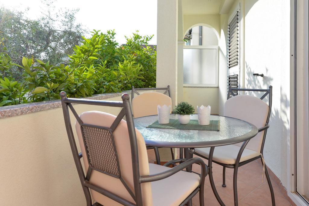 Apartments Doda Задар Екстериор снимка